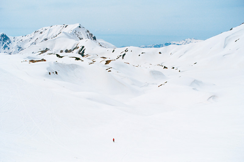 MOUNTAIN, Ena Yanai