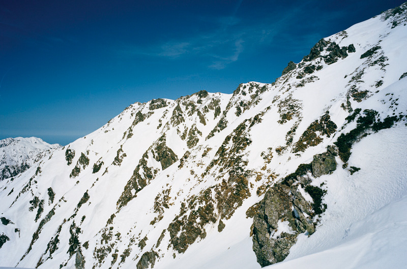 MOUNTAIN, Ena Yanai